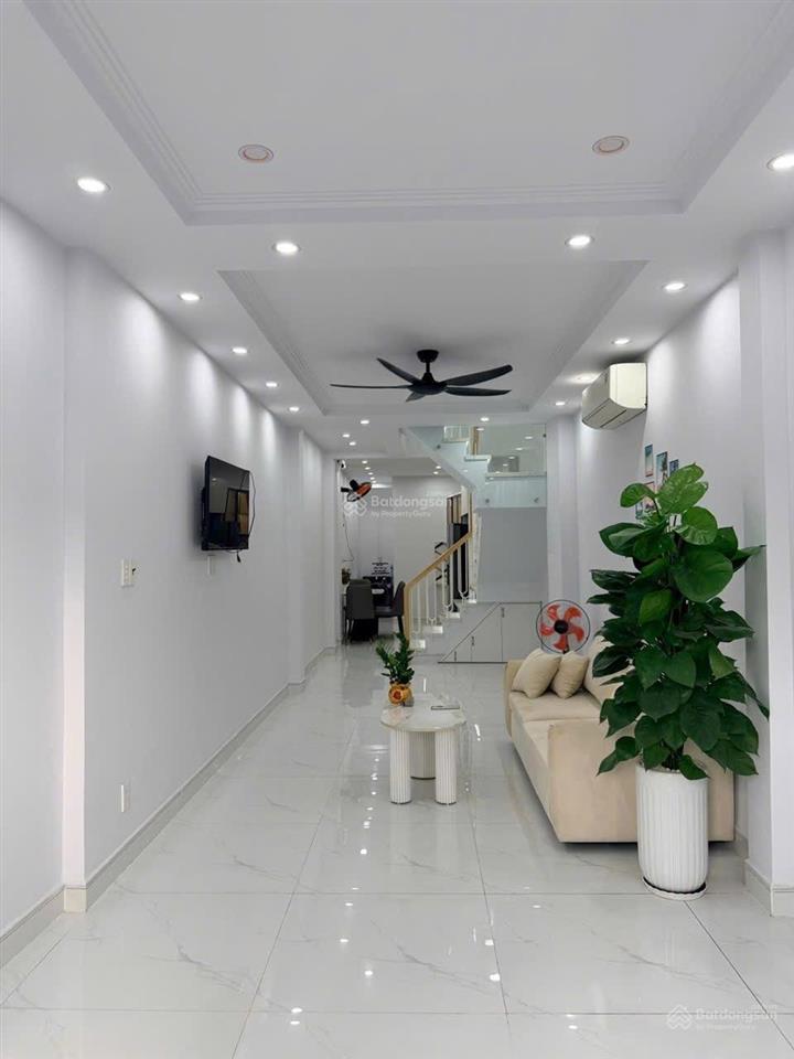 Siêu phẩm nguyễn văn lượng ô tô tránh full nội thất chỉ 5,99 tỷ
