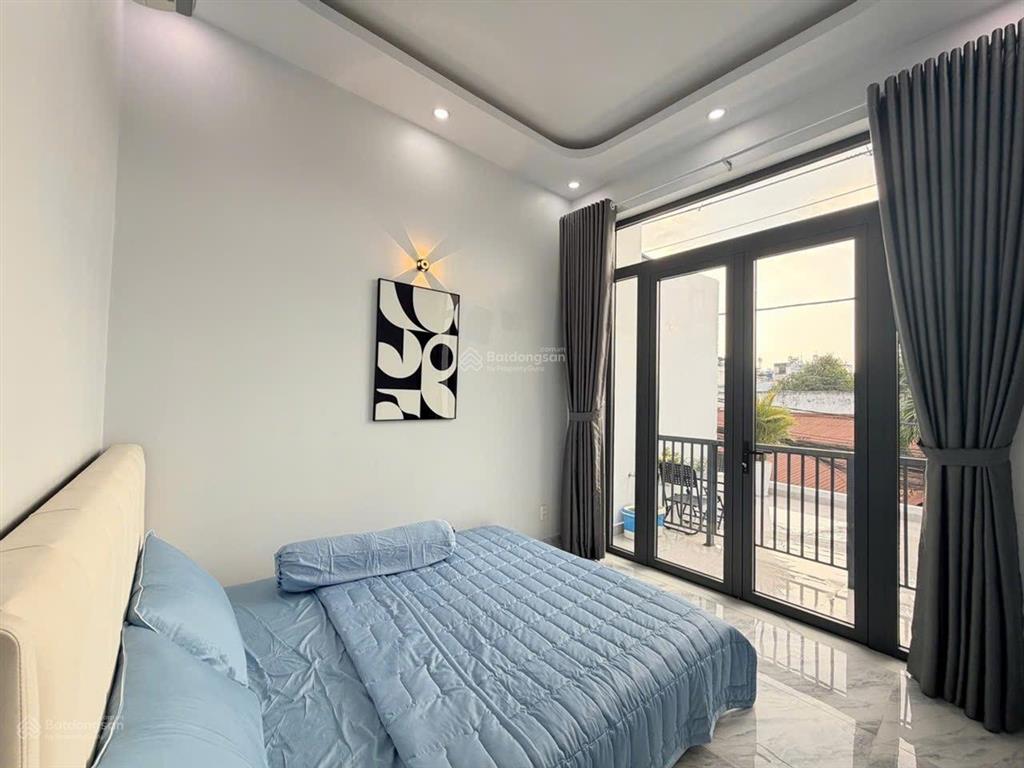 Siêu phẩm nguyễn văn lượng ô tô tránh full nội thất chỉ 5,99 tỷ