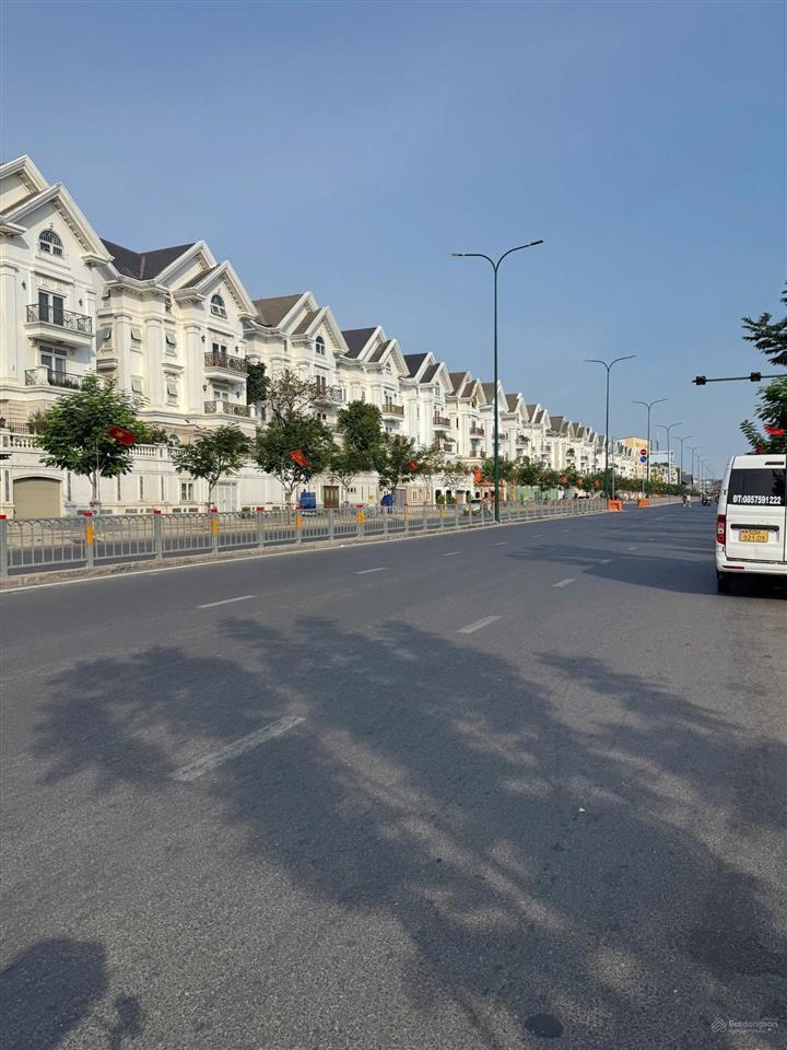 4x12m, bán nhà 1/ dương quảng hàm, 5 tầng, 4pn, hẻm xe hơi, p5 gò vấp, 7,x tỷ  emart phan văn trị