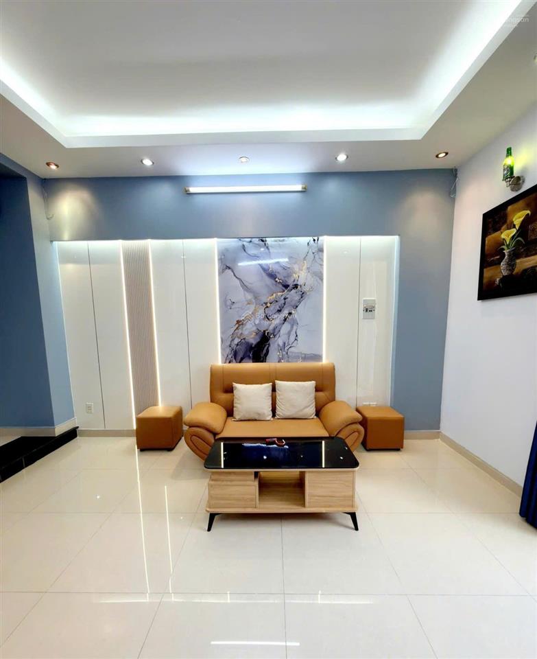 Nhà hơn 80m2 gò vấp 3 phòng ngủ ở ngay chỉ 6.x tỷ.
