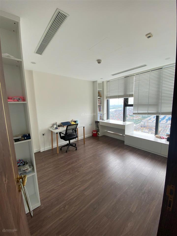Chủ hq sẵn sổ cần tiền hạ 1,2 tỷ căn góc 3 ngủ view sân golf siêu đẹp giá chỉ 10,8 tỷ sunshinecity