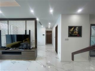 Hạ giá sốc 2 tỷ căn duplex vip sunshine city 195m² 5 phòng ngủ (2 tầng) full nội thất chỉ 21,5 tỷ