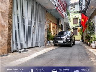 Nhà đẹp ở ngay  nguyễn khánh toàn, 40m, 5t, 2 thoáng  ngõ thông, oto, kinh doanh  11.8 tỷ
