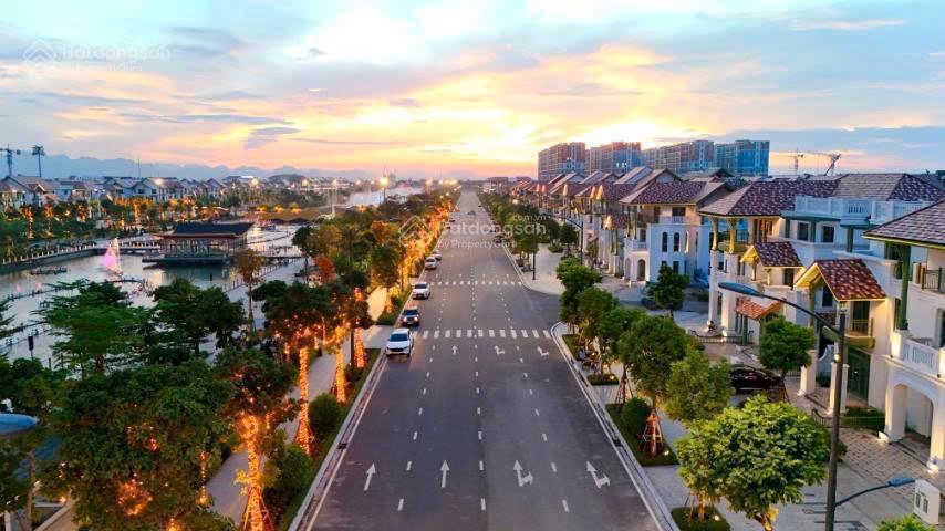 Sở hữu căn liền kề view công viên, thoáng mát, nhận nhà luôn chỉ 4,8 tỷ