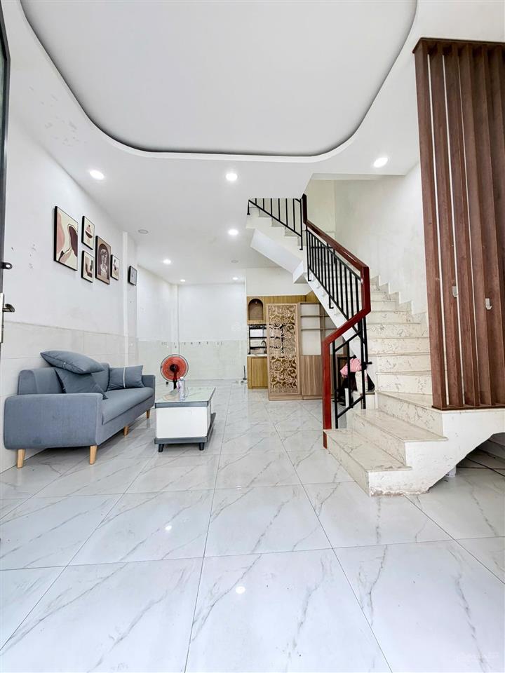 Nhà mới đẹp đường âu dương lân. quận 8, 2pn, 4.68 tỷ