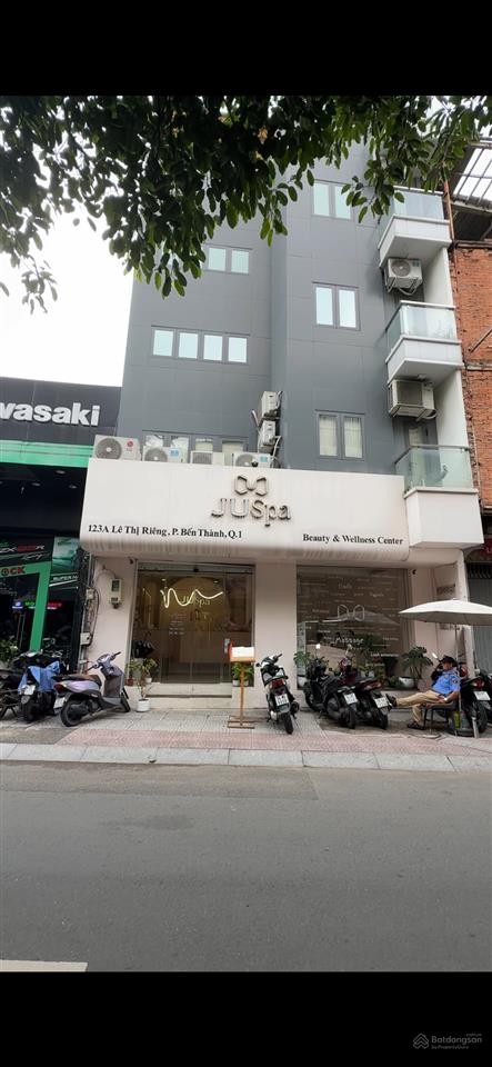 Bán cặp nhà đôi mặt tiền 123a & 123bis lê thị riêng, quận 1