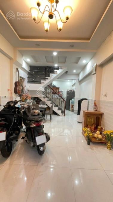 Quận 8, dương bá trạc | vị trí vàng  sát cầu nguyễn văn cừ, 2 tầng, 35m² dt, ở ngay. | 4,3 tỷ