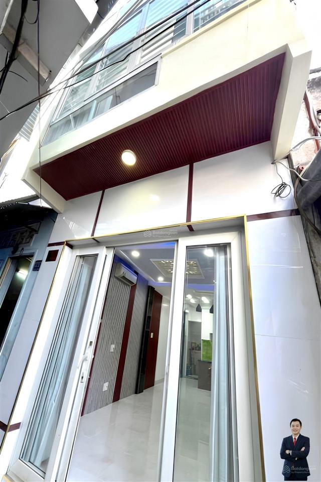 Quận 8, chánh hưng | sát cầu nguyễn tri phương  2pn  2wc  2 tầng, 30.6m² dt, ở ngay. | 3.48 tỷ