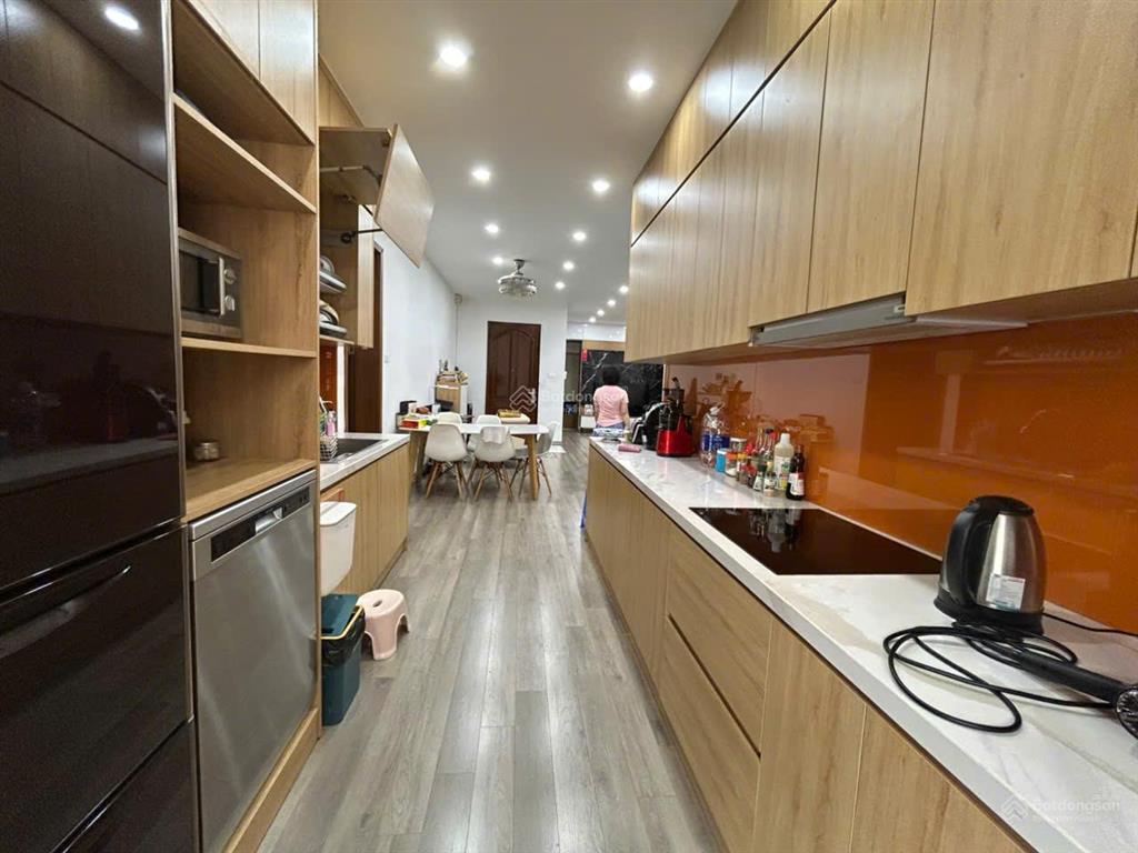 Nhỉnh 7,7 tỷ chung cư 18t lê văn lương  cầu giấy 107m² 2pn 2vs có slot ô tô, full đồ như ảnh