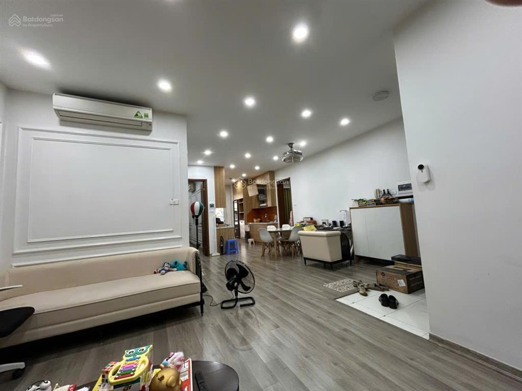 Nhỉnh 7,7 tỷ chung cư 18t lê văn lương  cầu giấy 107m² 2pn 2vs có slot ô tô, full đồ như ảnh