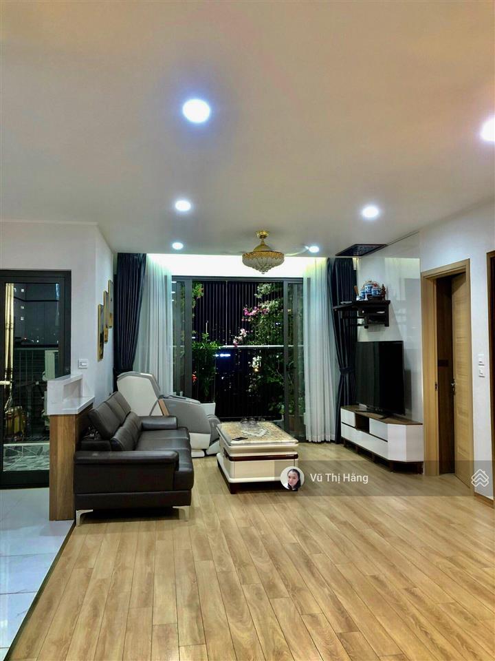 Bán căn hộ 72m2  2pn. bc hướng nam  chung cư dream bonanza  duy tân. sổ lâu dài
