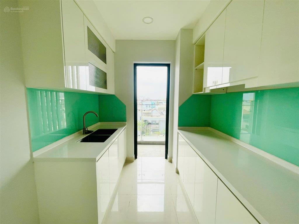 Bán cc dhomme, 127m2, 8,2 tỷ, 4pn, 3wc tại hồng bàng, q6, giá siêu hời chỉ với