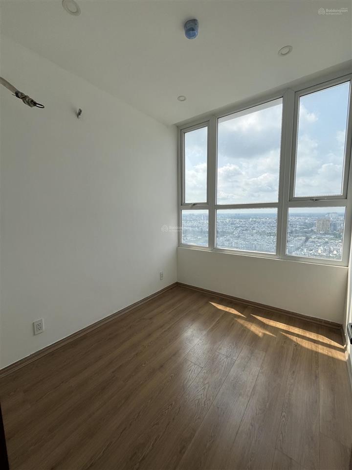 Cần cho thuê căn 3pn nhà trống mới đẹp  15/10 ở được tại chung cư the western capital q.6