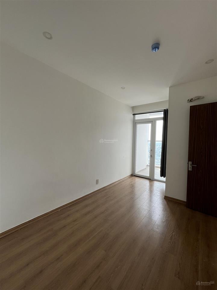 Cần cho thuê căn 3pn nhà trống mới đẹp  15/10 ở được tại chung cư the western capital q.6