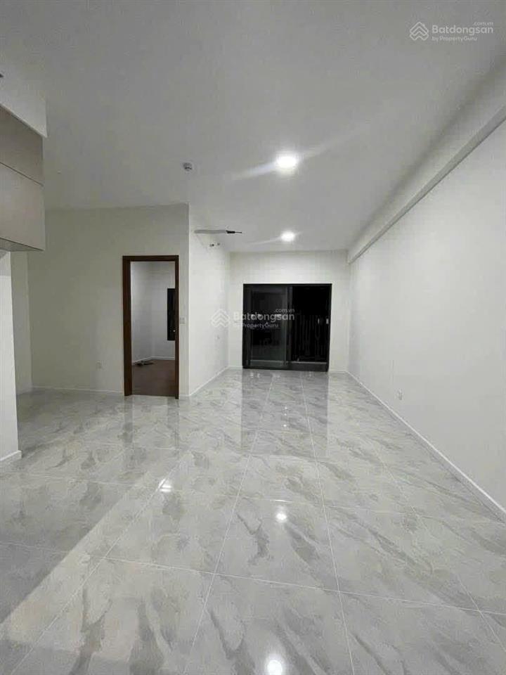 Cần bán căn 51m2  3,35 tỷ full nội thất, tầng đẹp, hướng đẹp tại privia