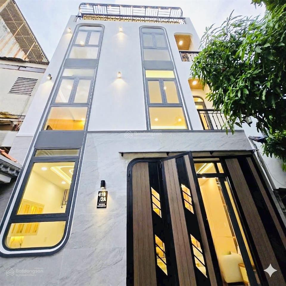 Nhà đẹp 4 tầng, cách mặt tiền 2 căn, ô tô đậu trước cửa, thông âu dương lân  phạm thế hiển