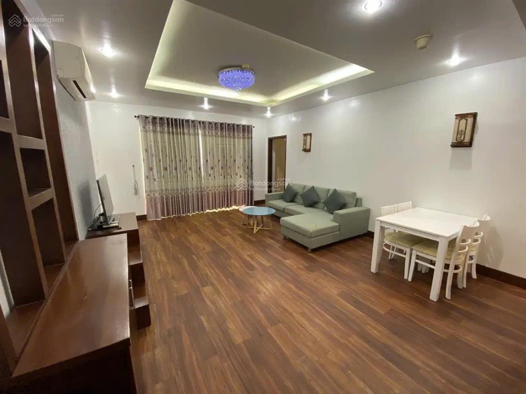 Bán gấp căn hộ hùng vương plaza quận 5  130m², 3pn, 3wc  sổ hồng riêng  chỉ 9.6 tỷ