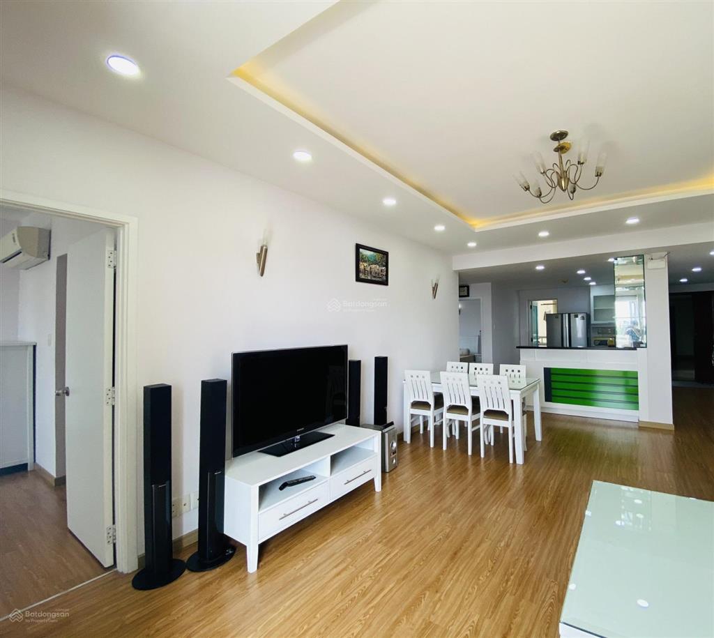 Bán căn góc hùng vương plaza, quận 5  116m², 3pn  sổ hồng riêng  giá chỉ 9.2 tỷ