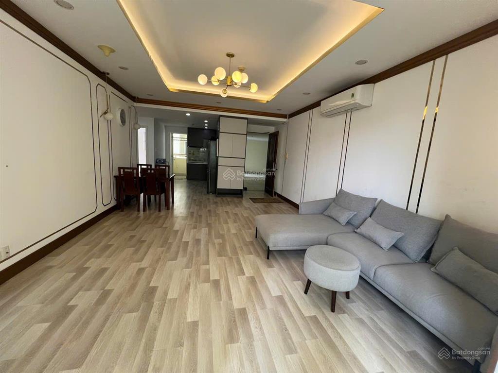 Chính chủ bán căn hộ hùng vương plaza, quận 5  121m², 3pn  sổ hồng riêng  giá chỉ 9.3 tỷ
