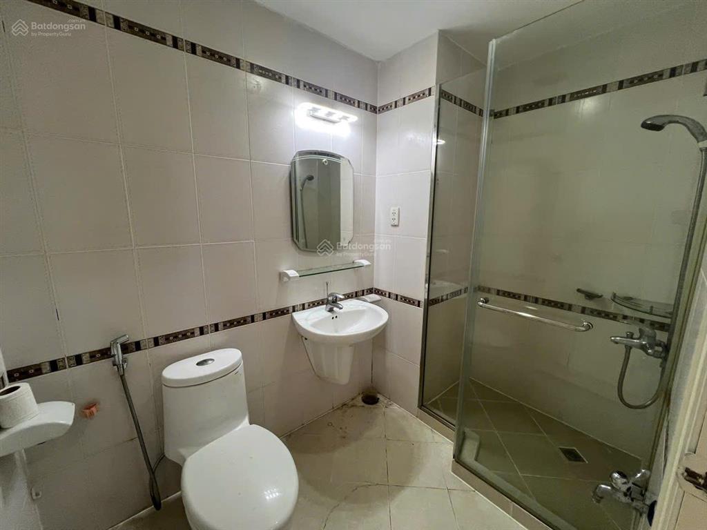 Chính chủ bán căn hộ hùng vương plaza, quận 5  121m², 3pn  sổ hồng riêng  giá chỉ 9.3 tỷ