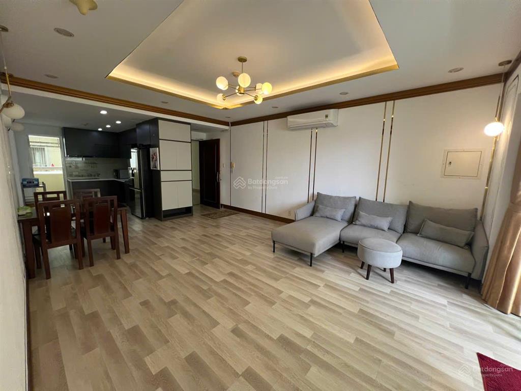 Chính chủ bán căn hộ hùng vương plaza, quận 5  121m², 3pn  sổ hồng riêng  giá chỉ 9.3 tỷ