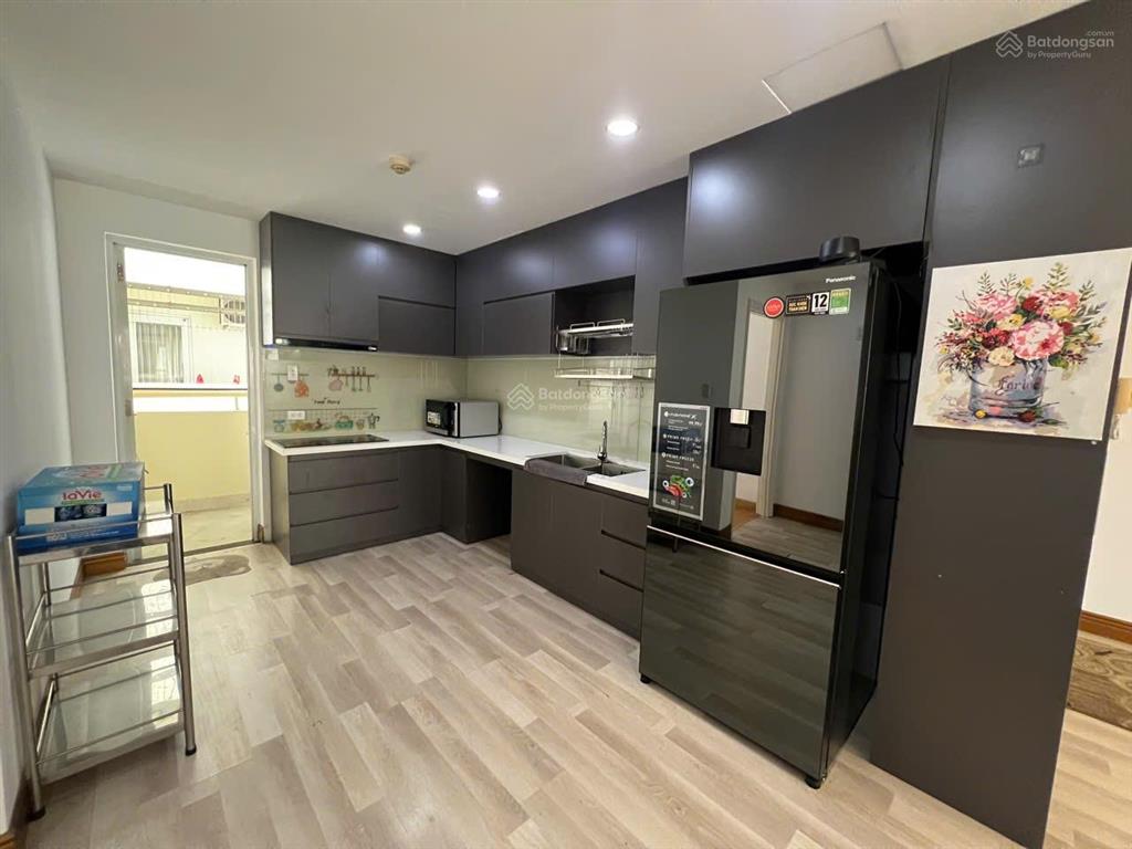 Chính chủ bán căn hộ hùng vương plaza, quận 5  121m², 3pn  sổ hồng riêng  giá chỉ 9.3 tỷ