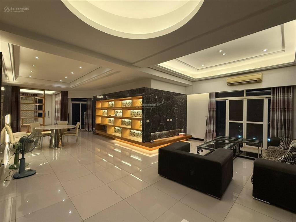 Chính chủ bán căn góc the flemington quận 11  117m²  3pn  sổ hồng riêng  giá chỉ 9.3 tỷ