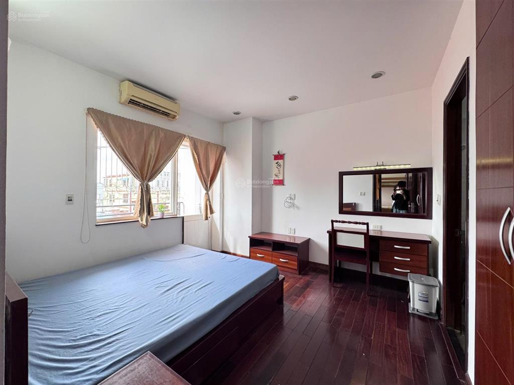 Chính chủ cần bán gấp căn hộ chung cư phú thọ, nguyễn thị nhỏ, quận 11, dt 64m2, 2pn, 2wc
