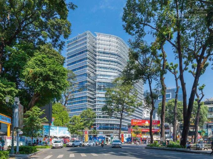 Cần bán gấp khuôn đất rộng 39m dài 60m  dtcn 2,250m2 ngay phường bến thành, quận 1