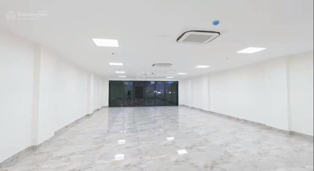 Bán tòa văn phòng hồ tùng mậu  cầu diễn, vỉa hè ô tô tránh. 155m2 x 8t, mt 8m. 43 tỷ. 0978 996 ***