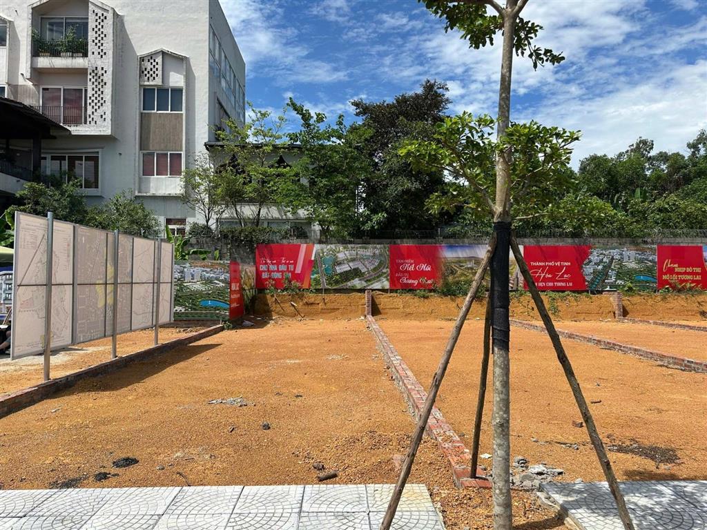 2 tỷ 126m full thổ cư tại hòa lạc, cách ql 21 50m