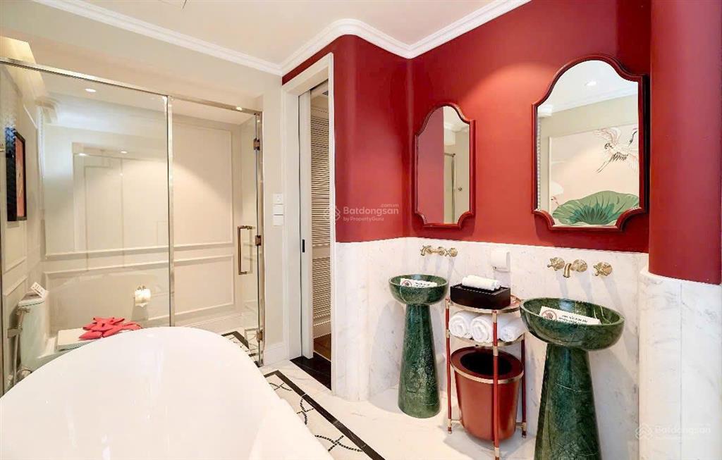Bán liền kề có hầm cạnh quảng trường ánh sáng. bàn giao ngay đất + nhà 4.6 tỷ. htls 0% 36 tháng