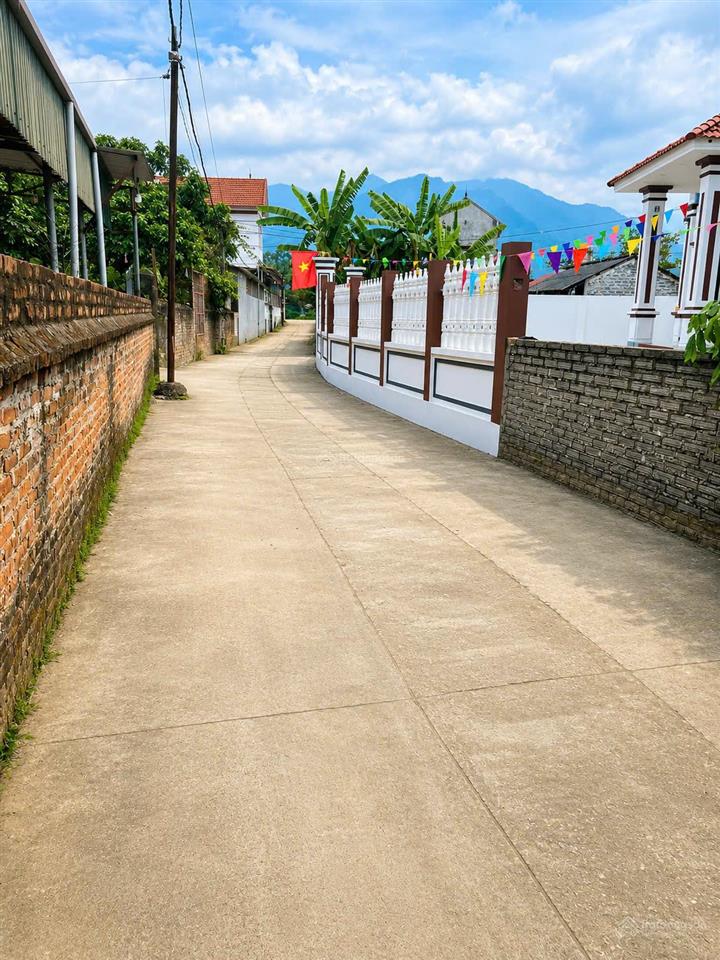 Chính chủ cần bán đất thổ cư xã ba vì tp hà nội. đường ô tô tiếp cận thuận tiện