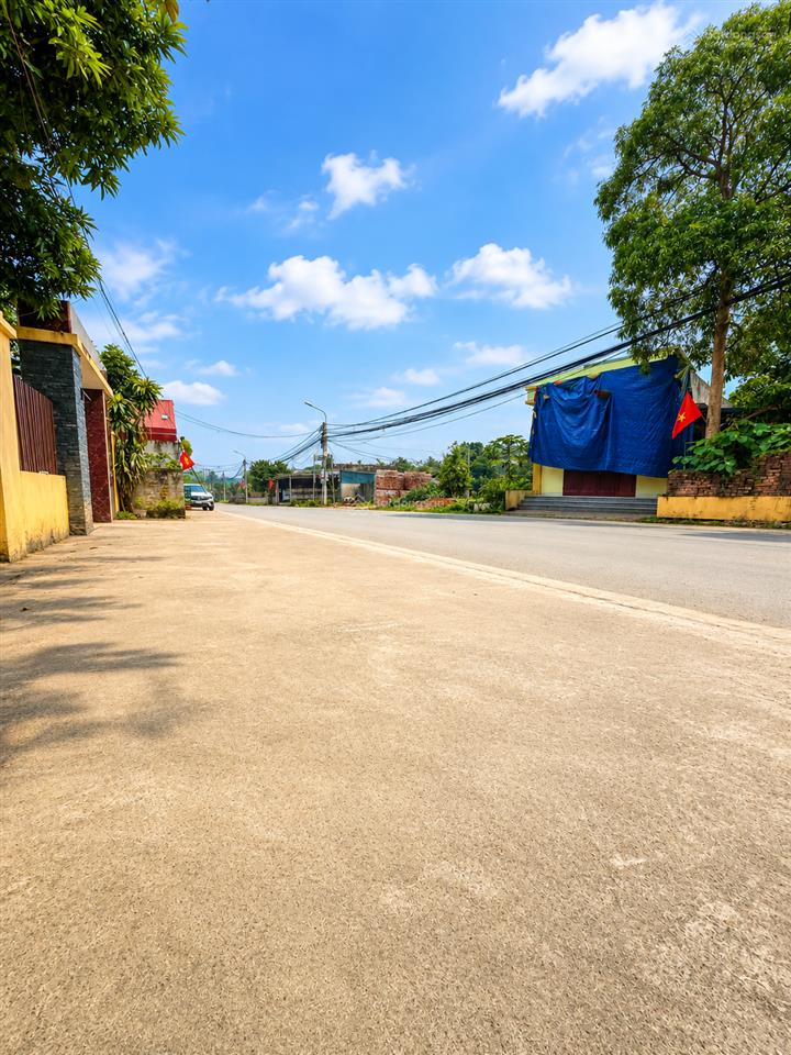 Chính chủ bán đất đẹp mặt đường tại tản lĩnh  ba vì  hà nội