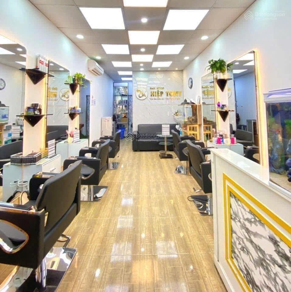 Bán đất tặng nhà mặt phố 28 trương công giai  cầu giấy  hà nội  giá chỉ 17 tỷ!