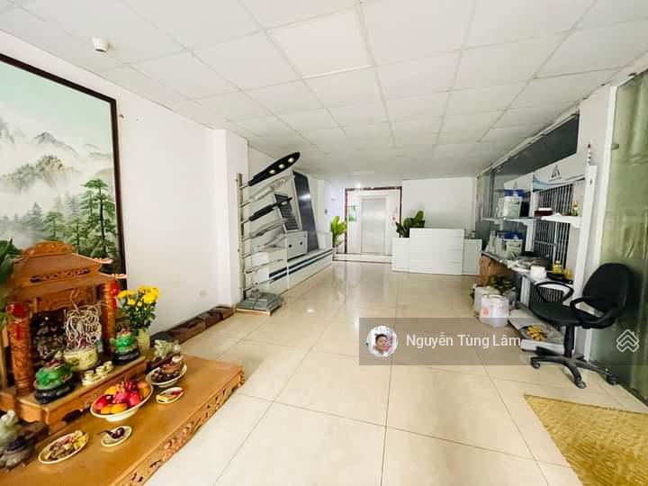 Mặt phố hồng tiến 155m² 6 tầng đang làm văn phòng  giá tốt chỉ 6x tỷ