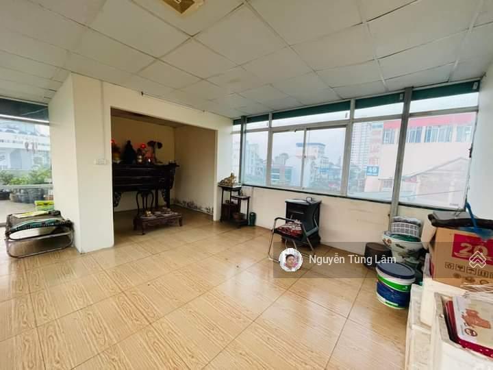 Mặt phố hồng tiến 155m² 6 tầng đang làm văn phòng  giá tốt chỉ 6x tỷ