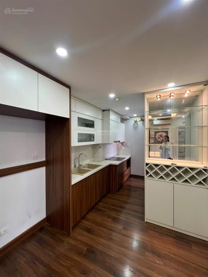 Cho thuê căn hộ 2 pn vinhomes dcapital full nội thất