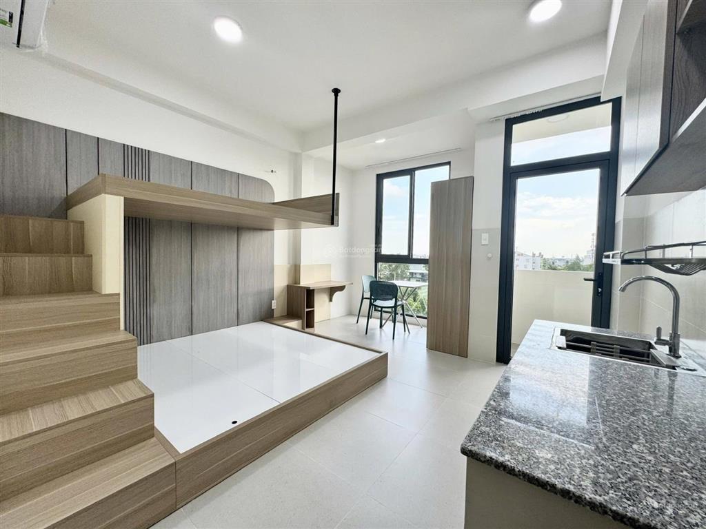 Duplex cao cấp ban công full nội thất ngay khu công nghệ cao, đại học ufm, fpt  gần lê văn việt