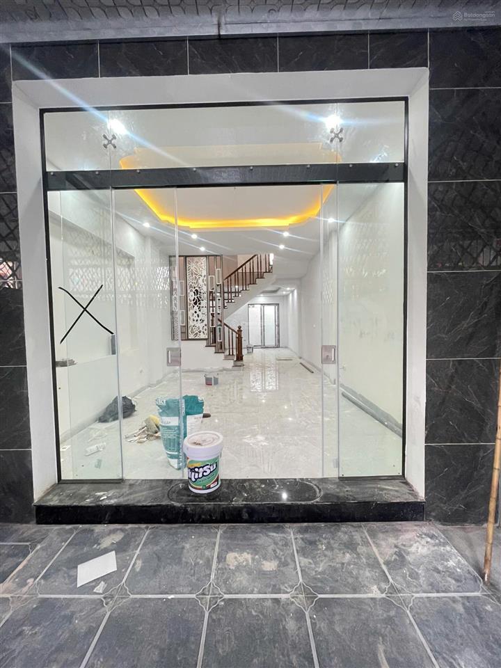 Khẳng định đây là căn vị trí đẹp nhất thị trấn chúc sơndiện tích rộngcó sân riênggiá chỉ hơn 4ty