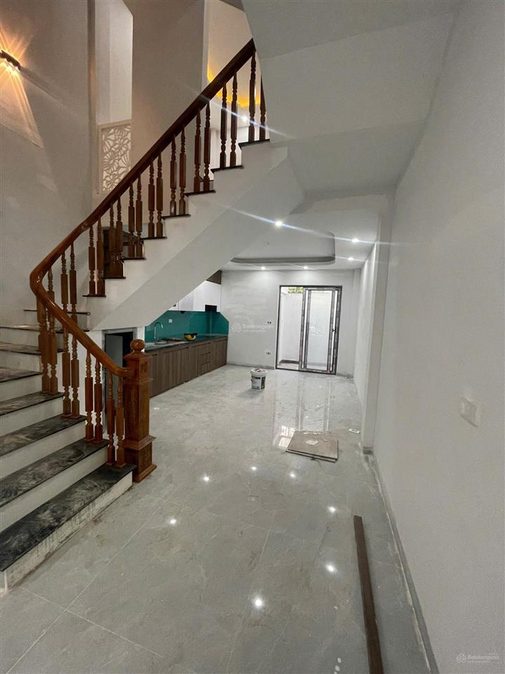 Khẳng định đây là căn vị trí đẹp nhất thị trấn chúc sơndiện tích rộngcó sân riênggiá chỉ hơn 4ty