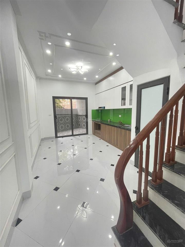 Hàng sịn đét cách đại lộ chỉ 400m có sân riêng để xe trước nhà diện tích rộng ở sướng  chỉ 4.x tỷ