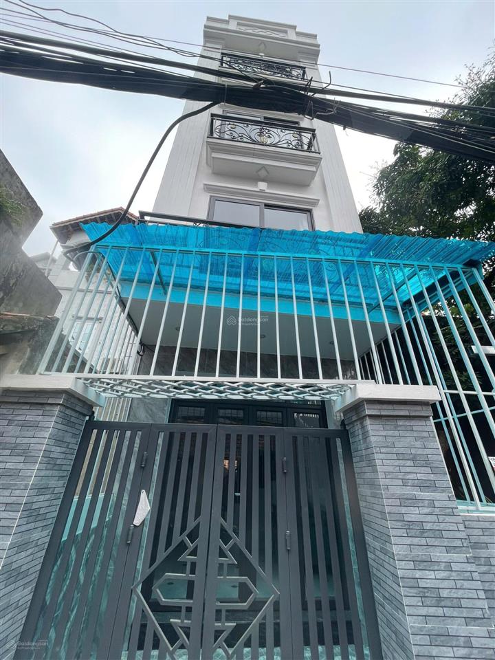 Hàng sịn đét cách đại lộ chỉ 400m có sân riêng để xe trước nhà diện tích rộng ở sướng  chỉ 4.x tỷ