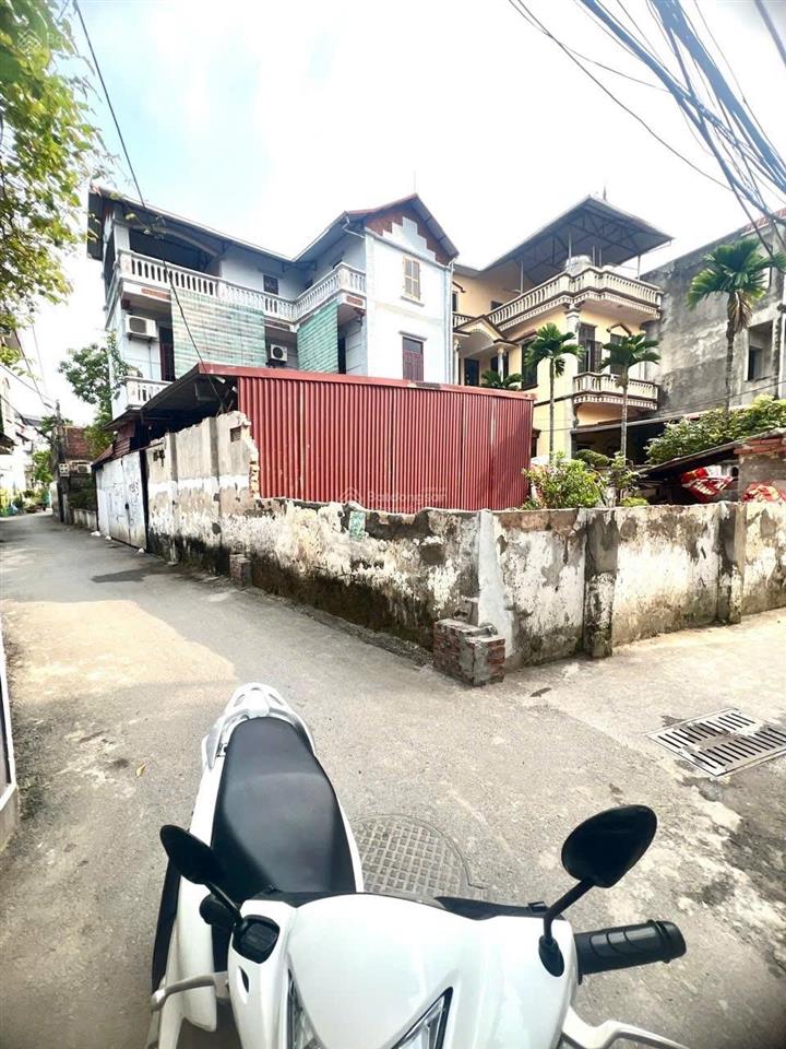 Bán 30m đất ngọc trục, mảnh đất đẹp còn sót lại, mt 4m ngõ nông gần ô tô giá chào 5 tỷ có tl