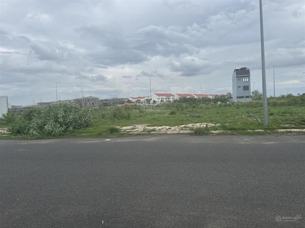 Bán đất nền dự án giá ưu đãi tại dreamland city, 36 triệu / m2, 120 m2