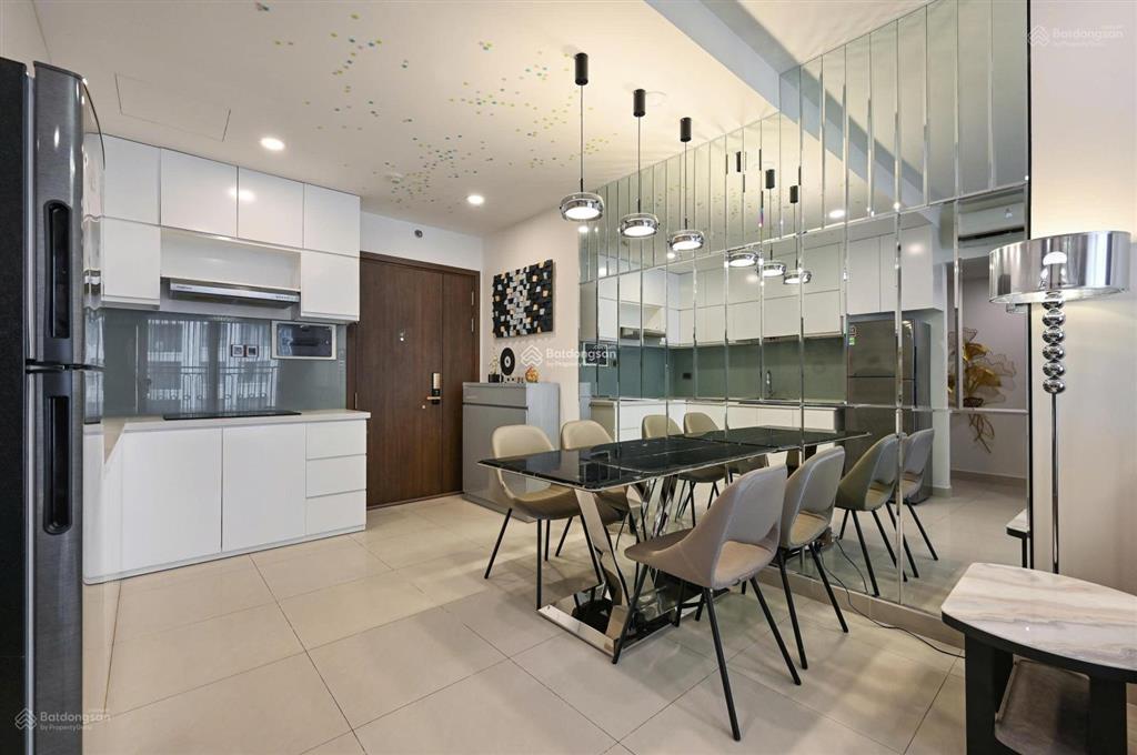 Cần bán chcc screc tower, q3 dt 92m², 2pn, 2wc, giá bán 5,3 tỷ (sổ hồng),  0934 144 *** hương