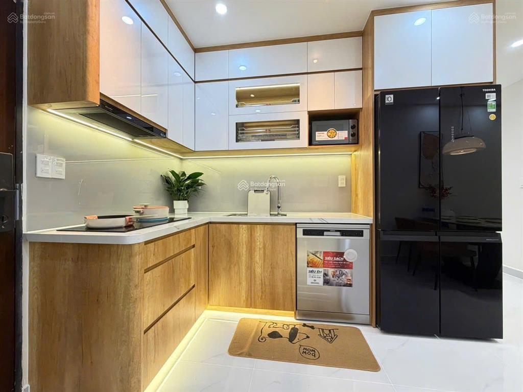 Bán ch park legend, 251 hoàng văn thụ, gần sân bay 100m2, 3pn, 2wc giá 8tỷ9,  0934 144 *** hương