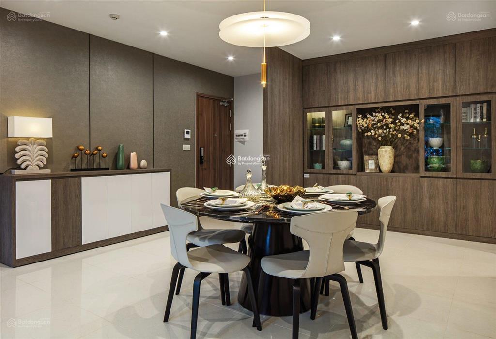 Bán ch park legend, 251 hoàng văn thụ, gần sân bay 100m2, 3pn, 2wc giá 8tỷ9,  0934 144 *** hương