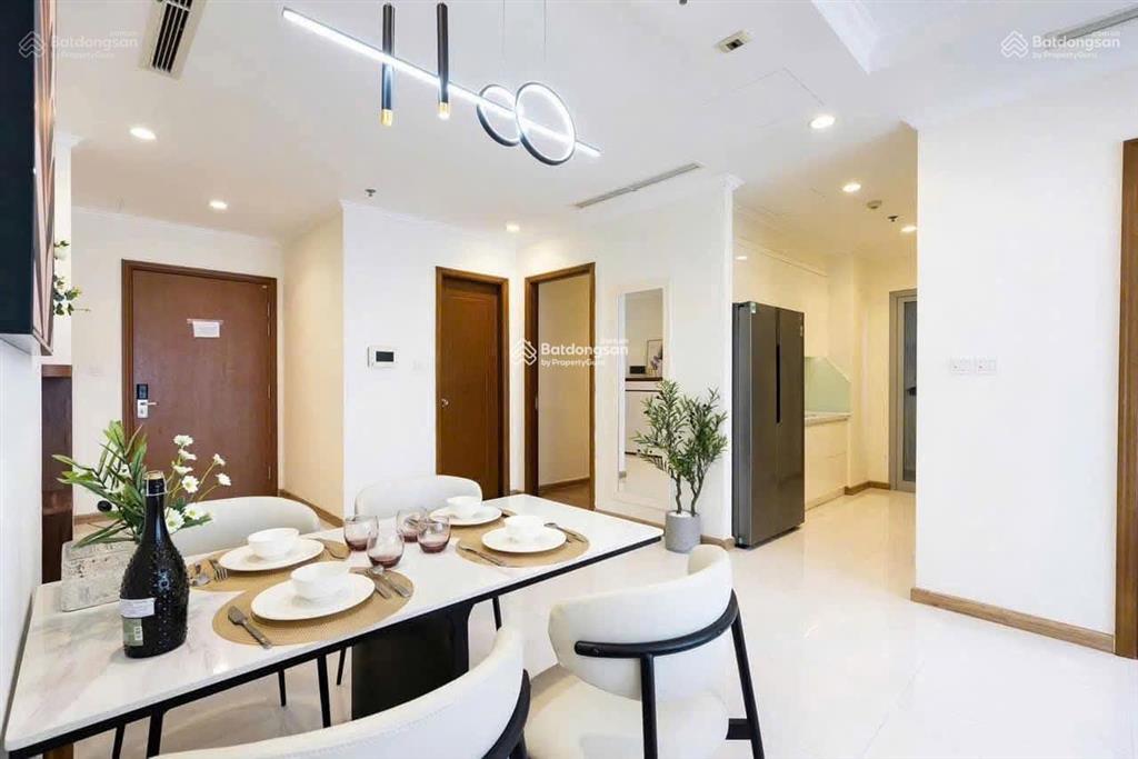 Bán căn hộ sông đà tower, q.3 90m2, 2pn, 2wc giá 5 tỷ 9 nhà mới sổ hồng.  0934 144 ***