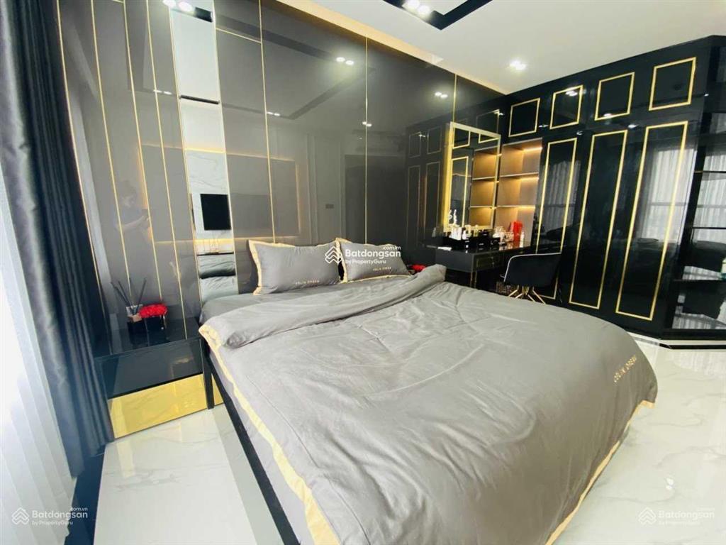 Cho thuê căn hộ 2pn, 1wc, 62m2, 11tr tại 155 nguyễn chí thanh, q5, nhà đẹp dễ thuê,  0934 144 ***